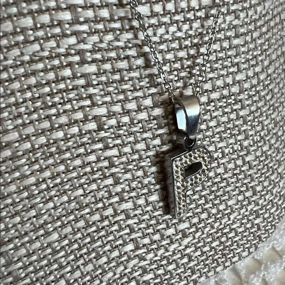 NWT Stainless Steel Elegant Silver Tone  Dainty Necklace initial  P Pendant